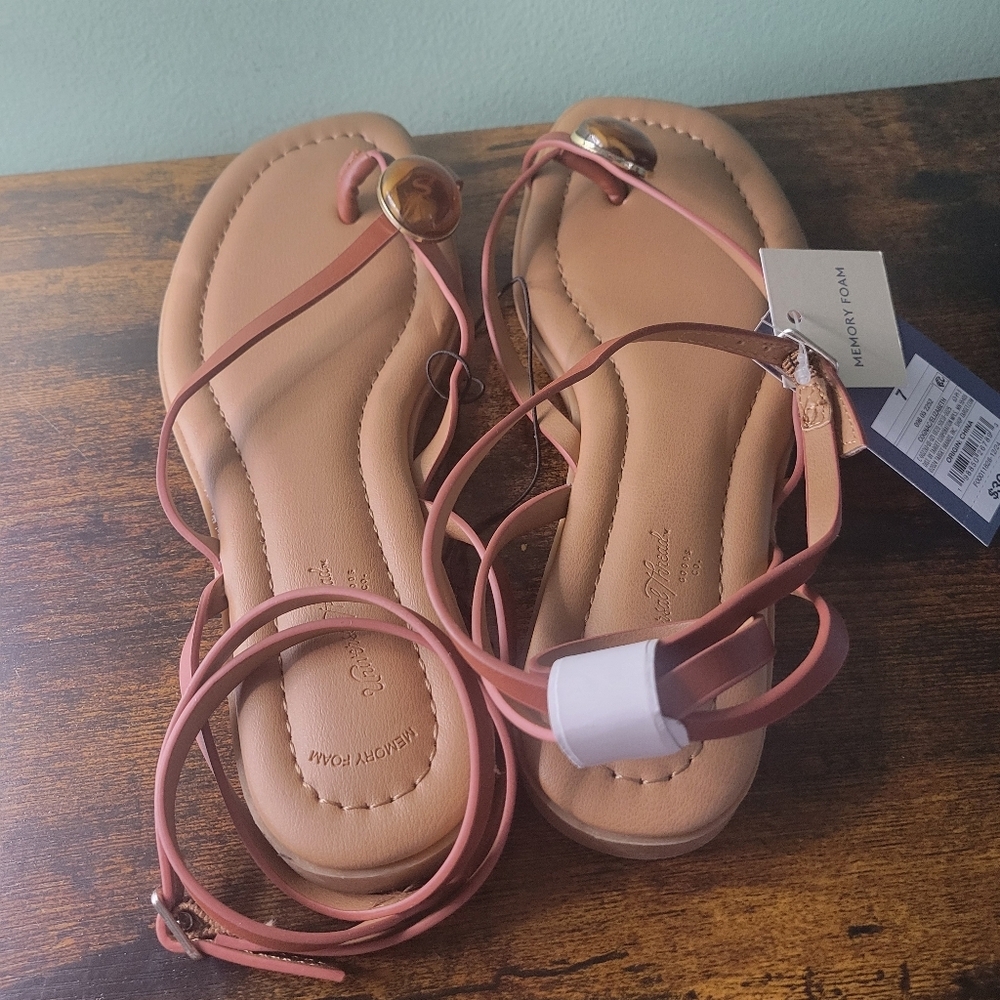 Universal Thread Gladiator Sandals Memory Foam Amber Stone Tan Womens 7 NWT - Picture 6 of 9